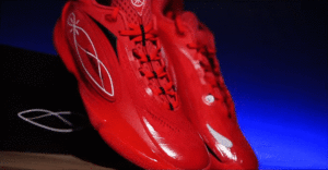 Li-Ning Wade 808 5 Ultra tested in hand - overall