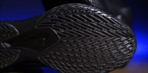 nike gt cut 3 turbo tested in hand - traction