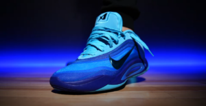 Nike A'One tested in hand - fit 2